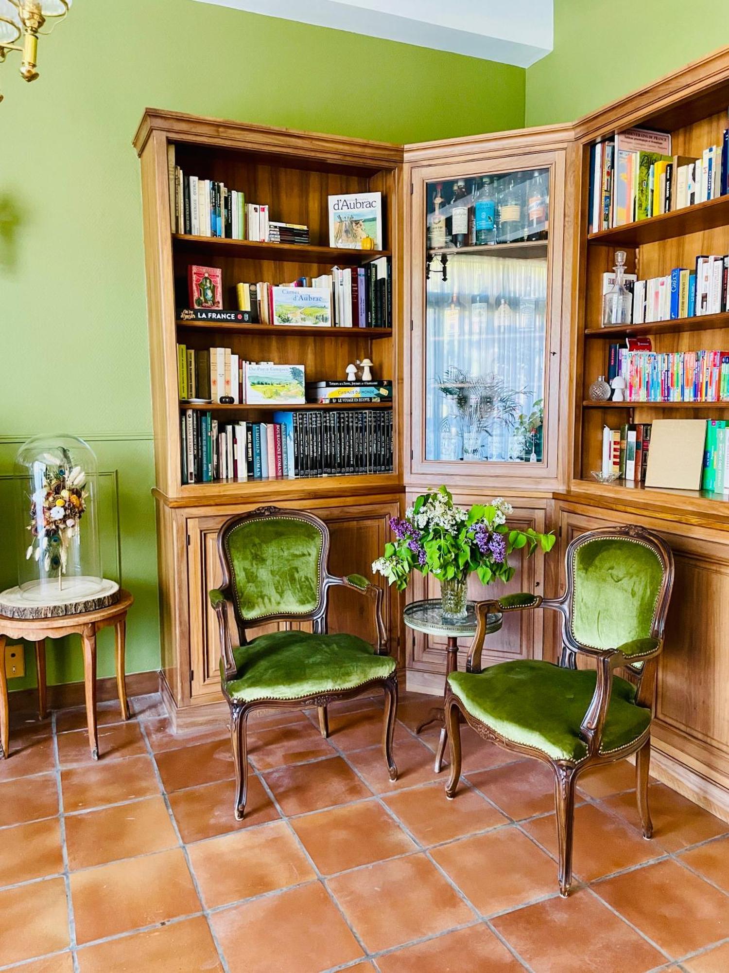 La Maison Au Toit Vert Espalion Bagian luar foto